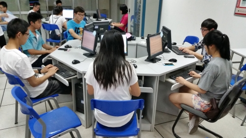 信息学院计算机基础技能竞赛系列活动 激发创新潜能，引领技术研究新风尚